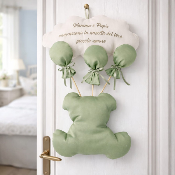iocco Fuori Porta Orsetto e Palloncini in Raso Verde | Nuvoletta con Frase | 35x50 cm