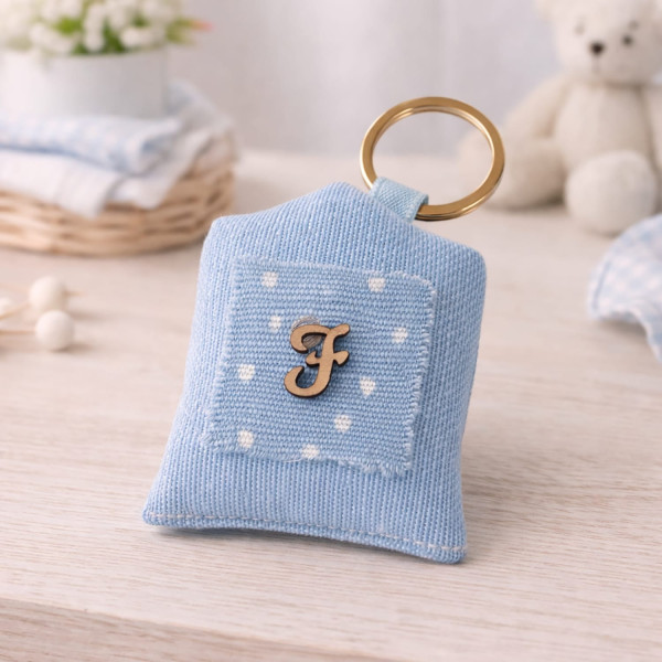 Casetta Portachiavi Profumata in Cotone Azzurro | Lettera Legno Personalizzabile | 6x8 cm